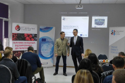 How to get the best out of a Trade Fair? Training in Kyiv for berry producers