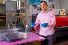 Toy company adds production of PPEs for Moldovan medics with EU4Business initiative support