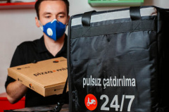 Pizza Mizza: When a marketing strategy has the “right stuff(ing)”