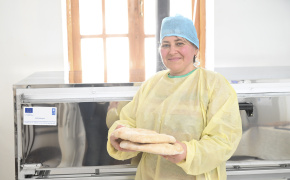 EU Helps Bread Baker Revive Community Near Russian-Occupied Border